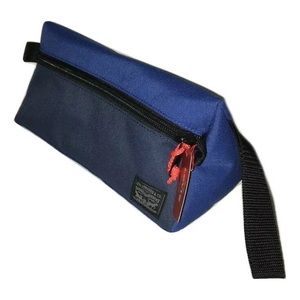 Levi's Men's Triangular Toiletry Travel Bag